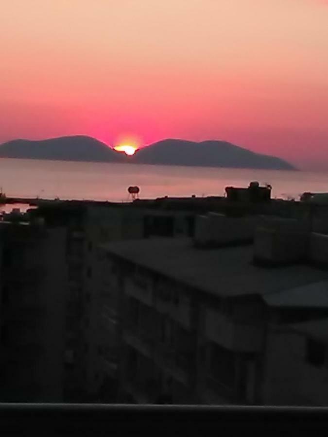 Lindita'S Seaview Appartment Vlorë Eksteriør bilde