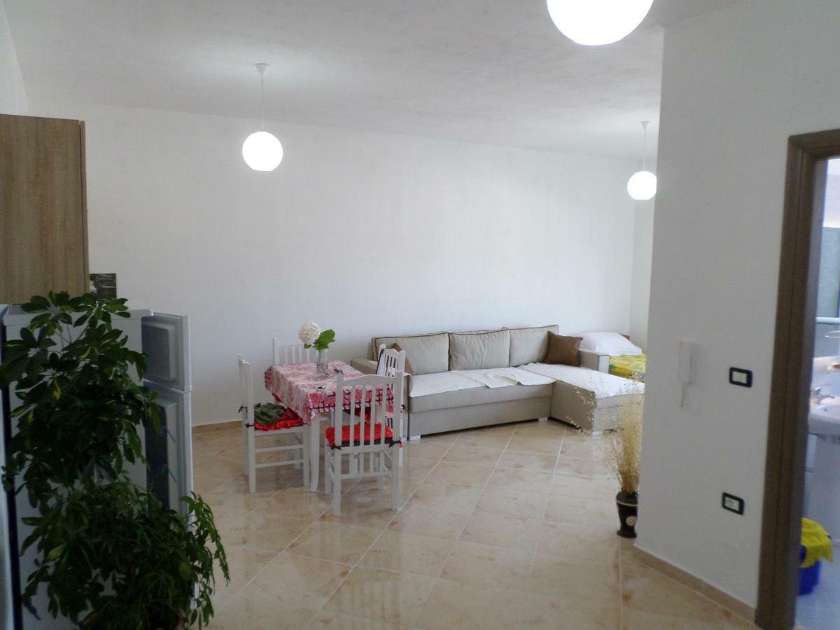 Lindita'S Seaview Appartment Vlorë Eksteriør bilde